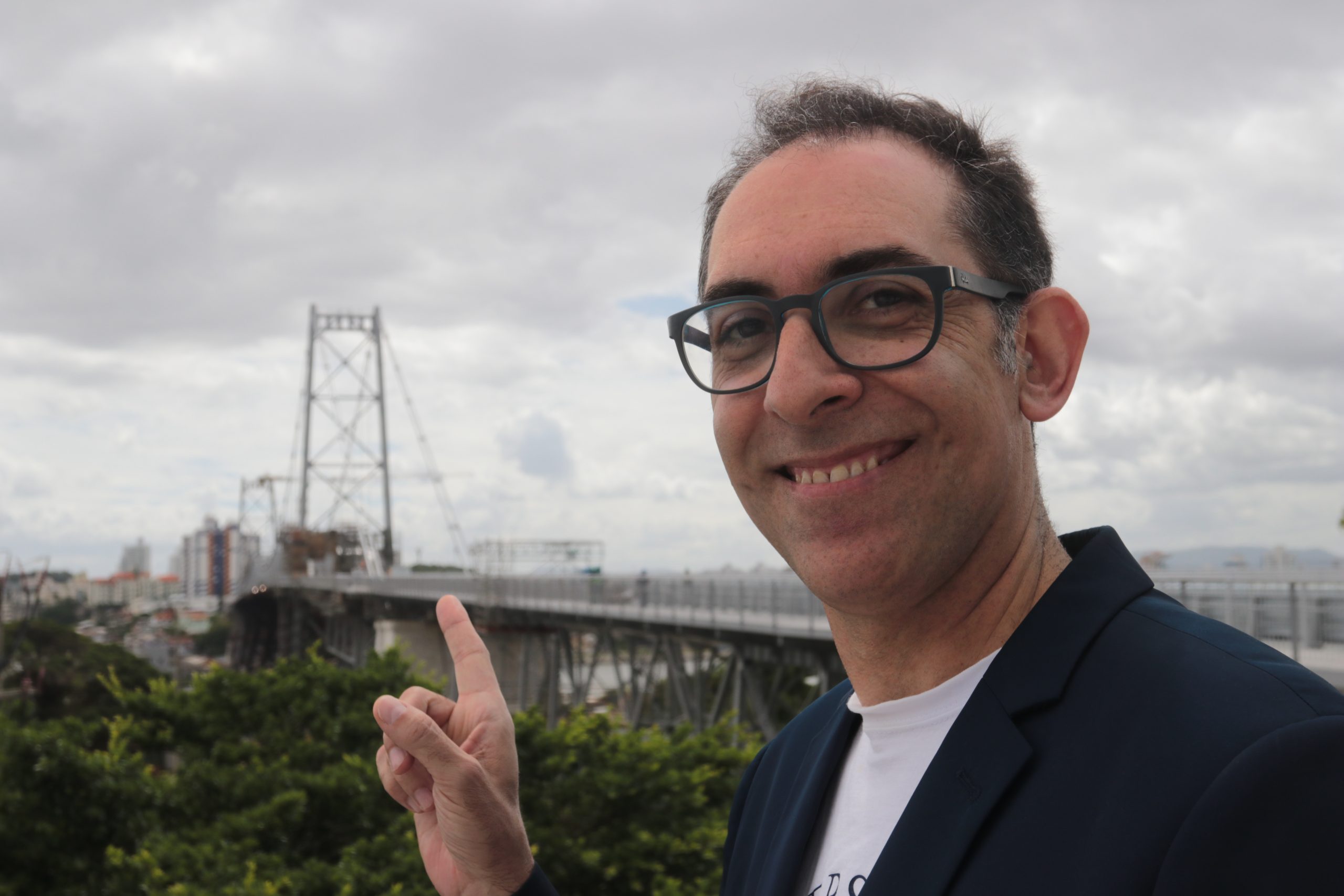 Mário Moita faz show na inauguração da Ponte Hercilio luz em Florianopolis